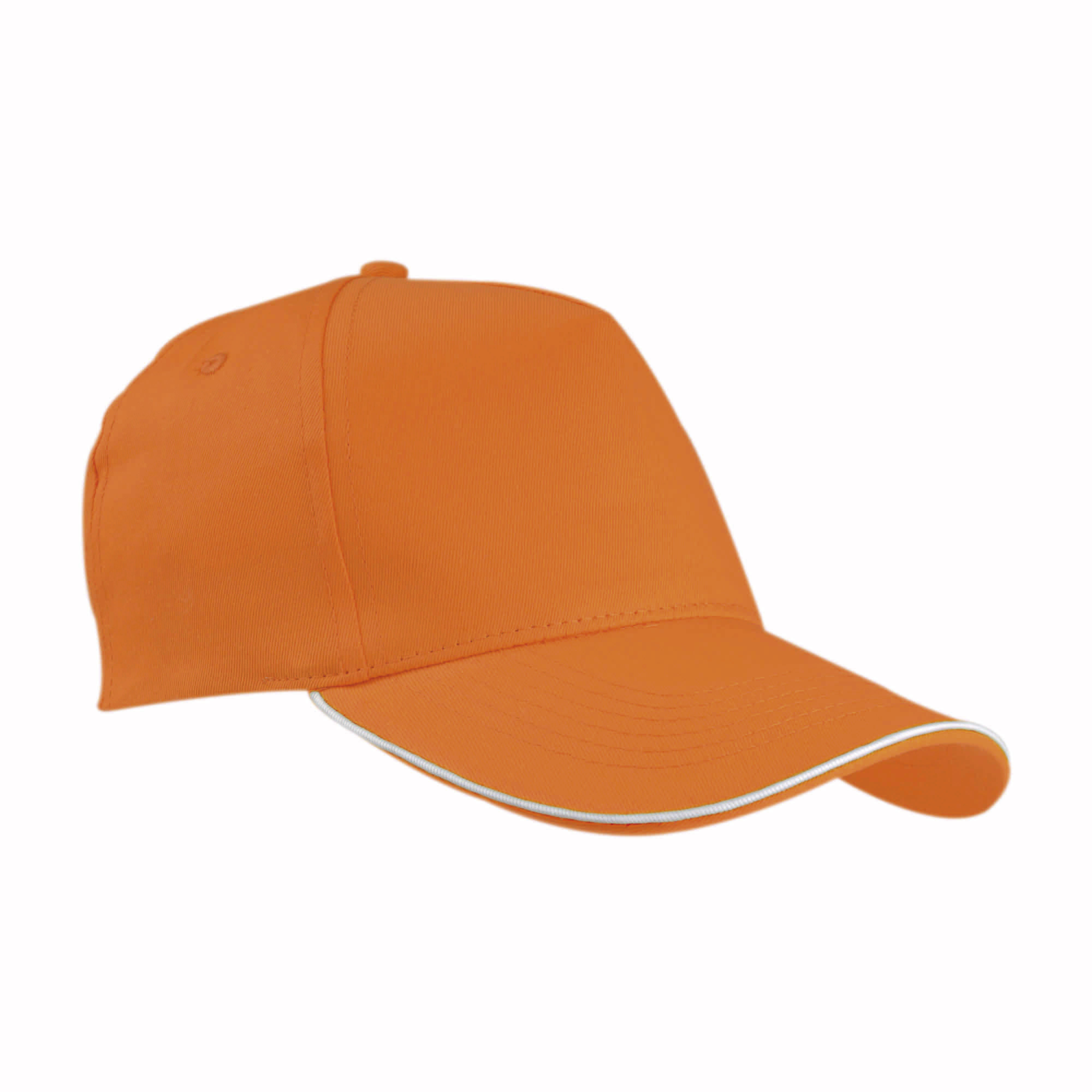 Cotton 5-panel cap with contrasting piping and adjustable strap with metal buckle